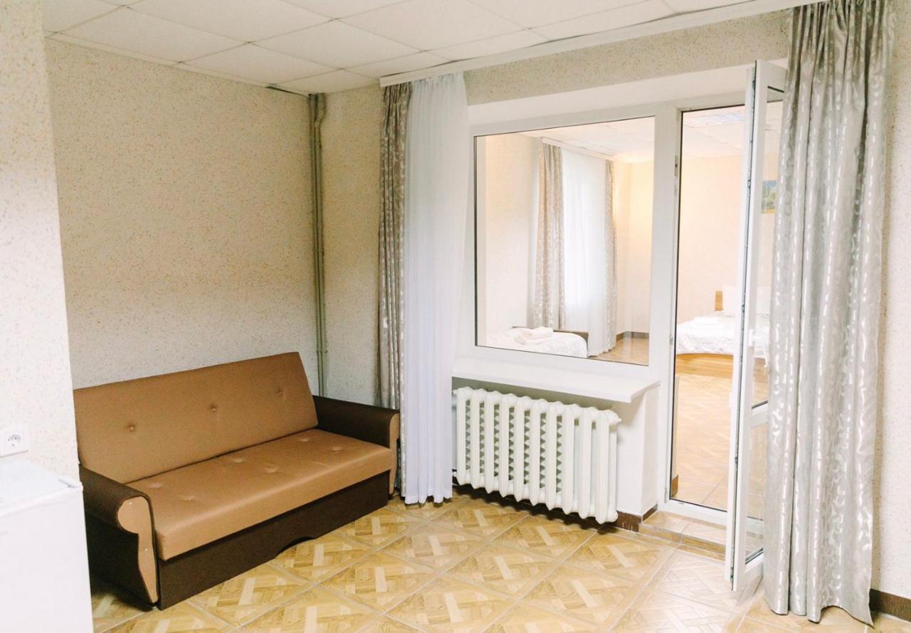 Zelenyi Kampus Hotel Odesa Exterior photo