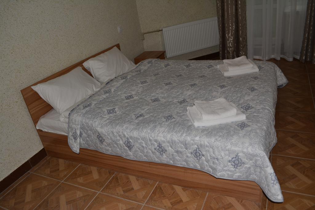 Zelenyi Kampus Hotel Odesa Exterior photo