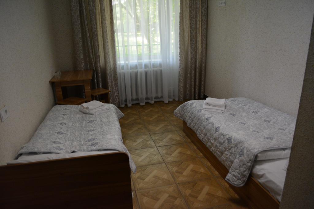Zelenyi Kampus Hotel Odesa Exterior photo